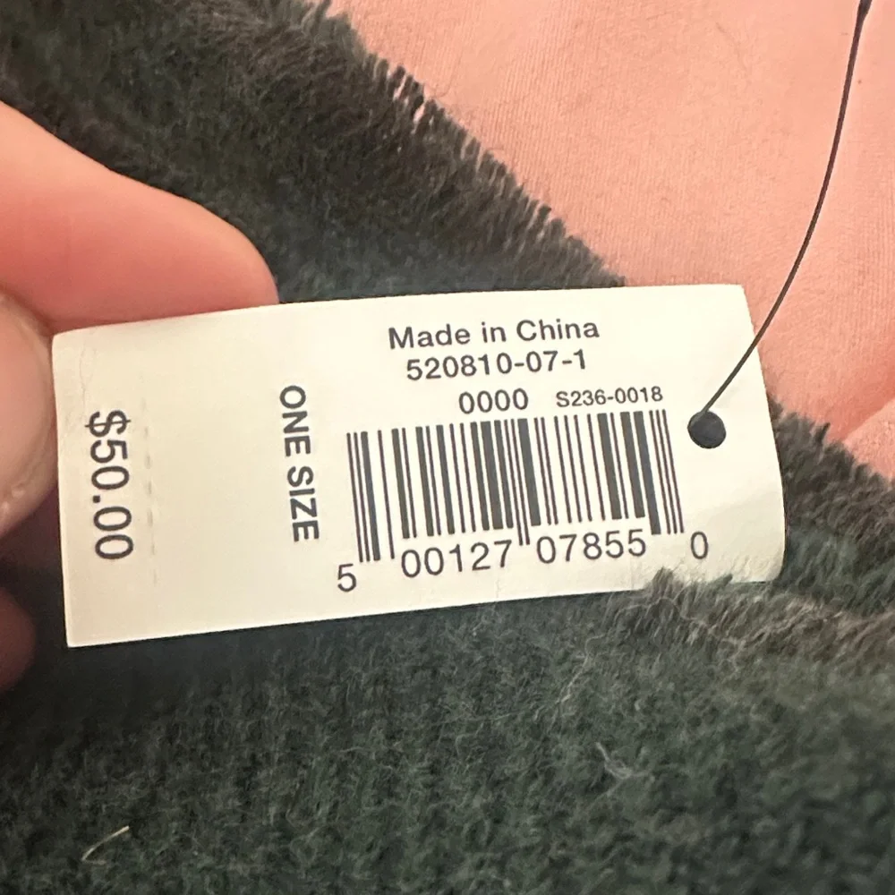 NWT Banana Republic Luxury Unisex Forest Green Wrap $50 - Picture 2 of 4